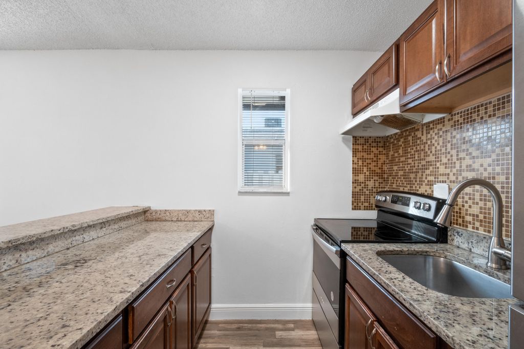 Photo of 818 NE 14th Place #2, Fort Lauderdale, FL 33304 (MLS # B26001887)