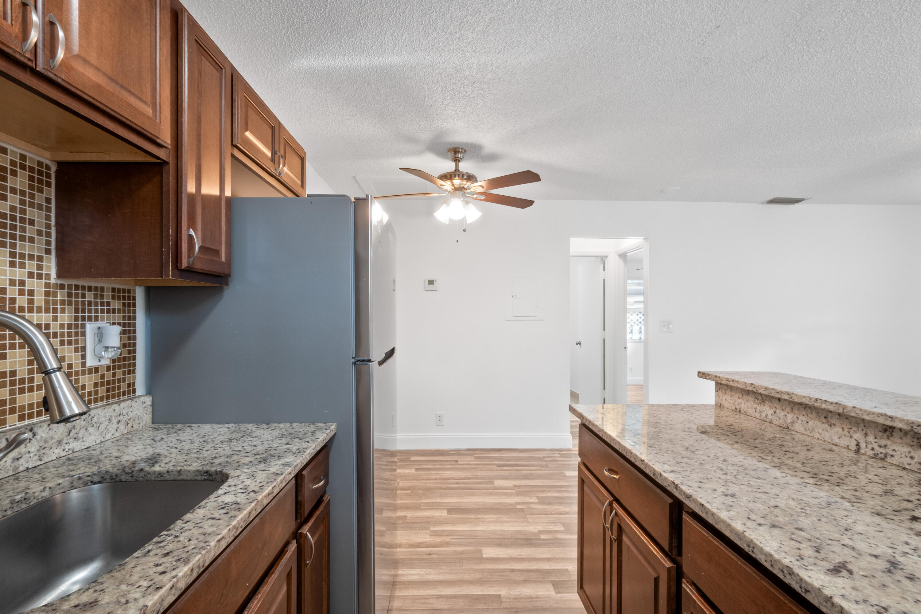 DIXIE PARK - Residential Lease