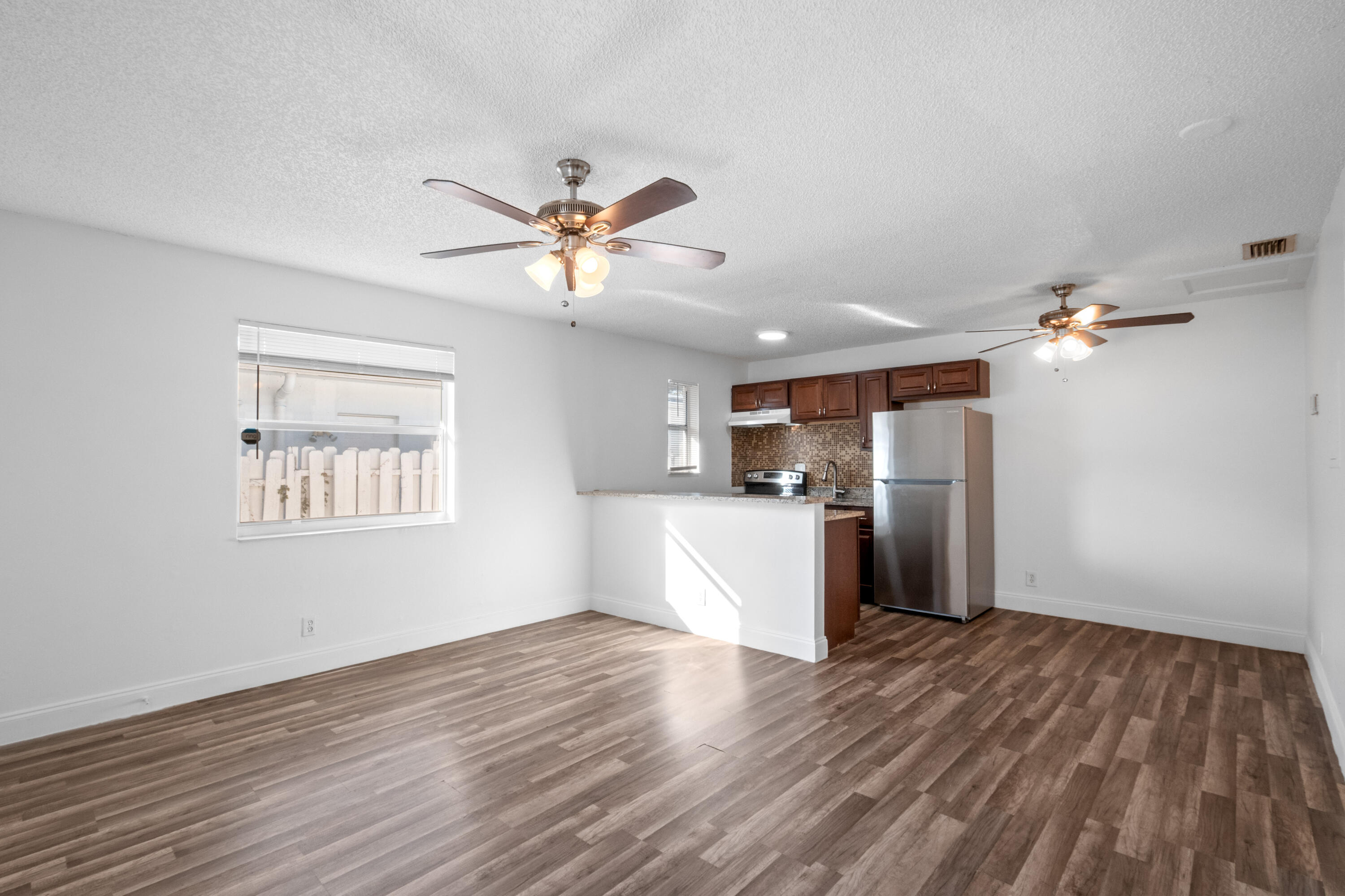 DIXIE PARK - Residential Lease