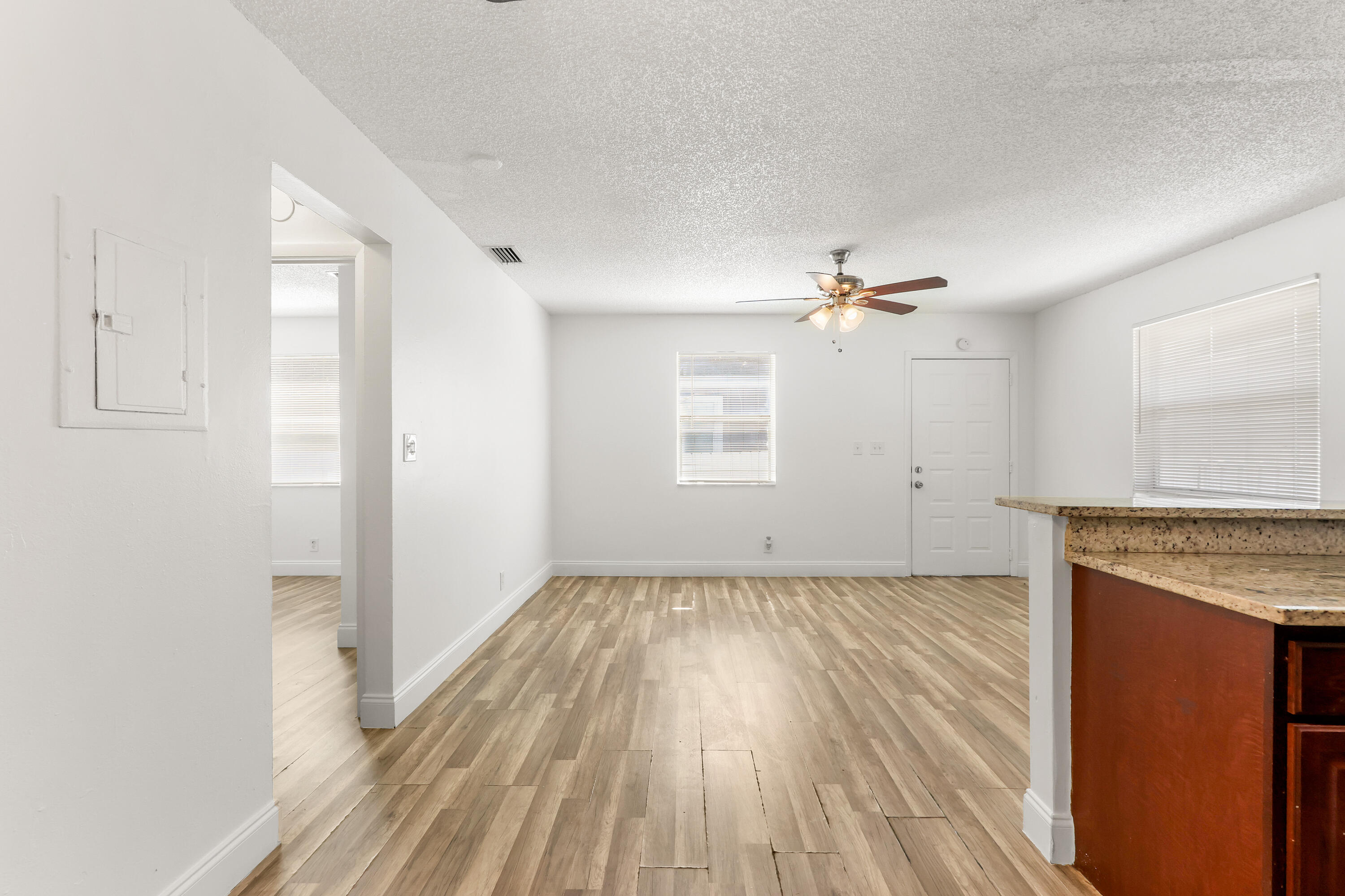 DIXIE PARK - Residential Lease