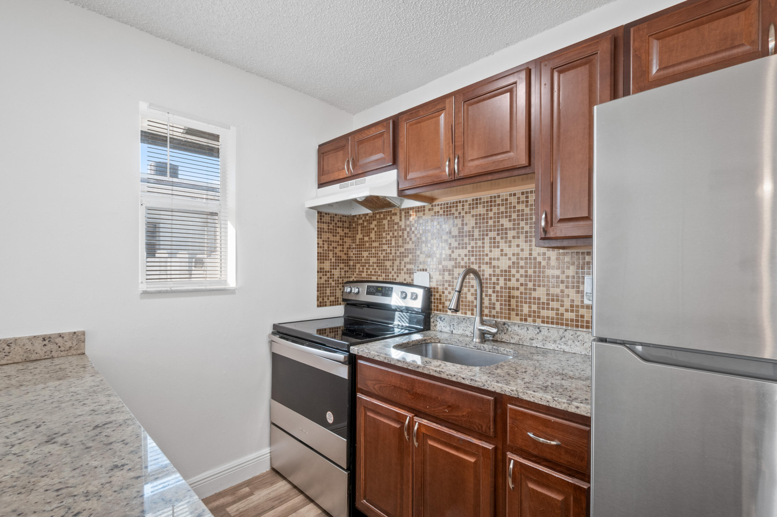 DIXIE PARK - Residential Lease