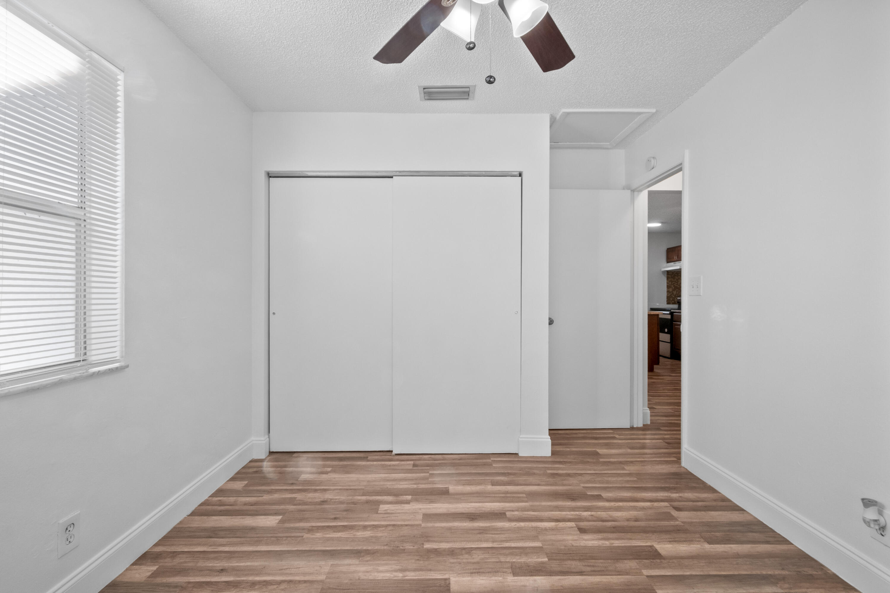 DIXIE PARK - Residential Lease