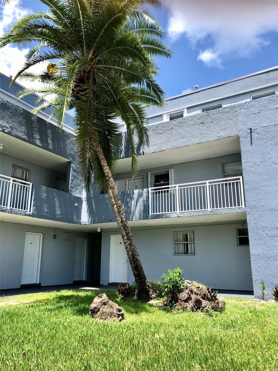 9373 Fontainebleau Blvd K109