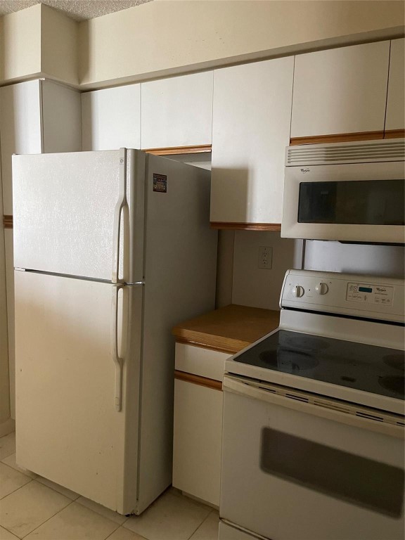 MYSTIC POINTE TOWER 600 - Residential