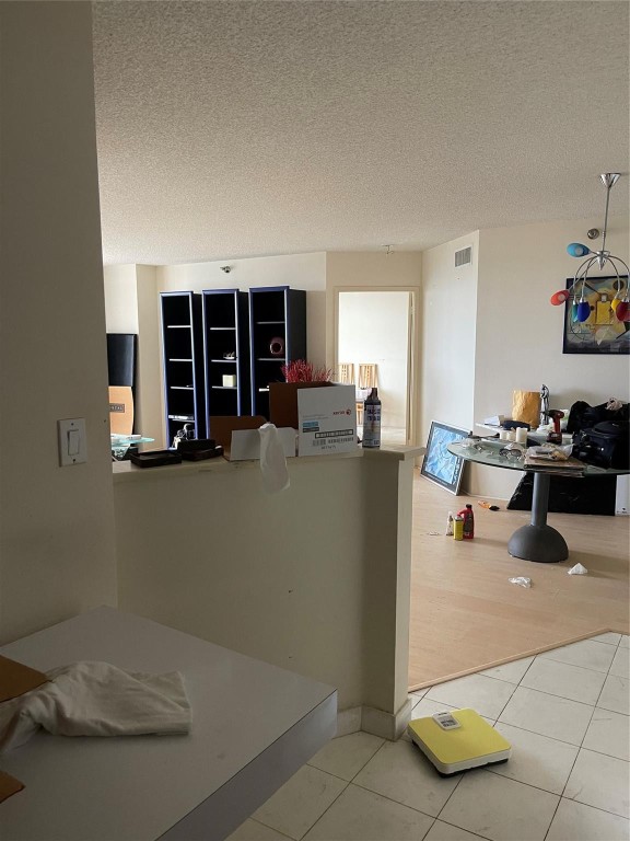 MYSTIC POINTE TOWER 600 - Residential