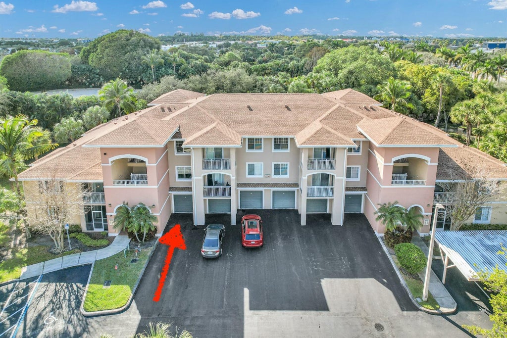 Photo of 6556 Emerald Dunes Drive #208, West Palm Beach, FL 33411 (MLS # R11046660)