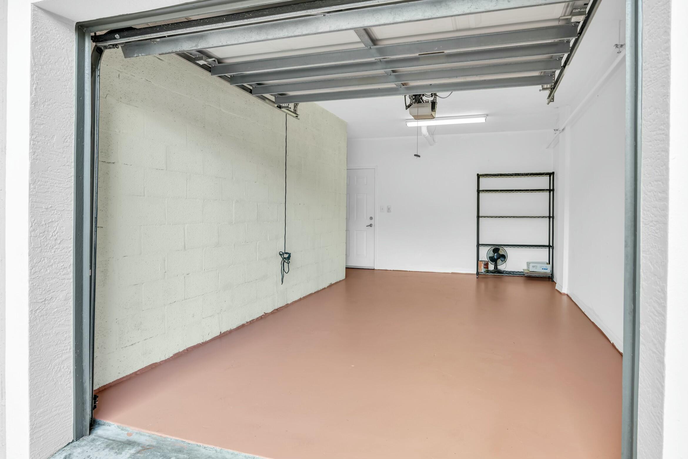 VILLAS AT EMERALD DUNES CONDO - Residential