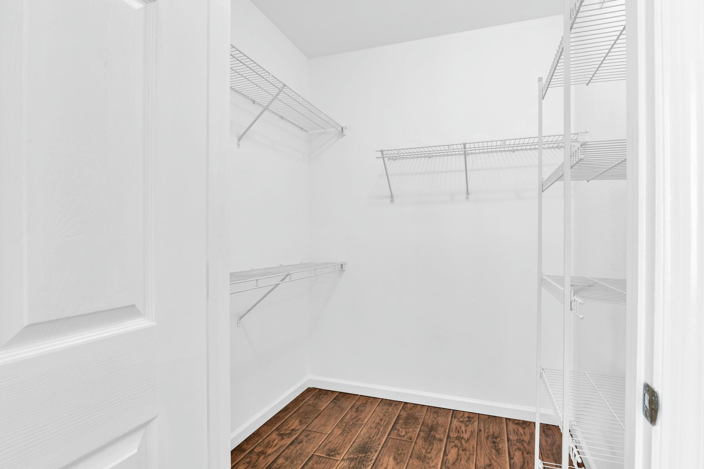 VILLAS AT EMERALD DUNES CONDO - Residential