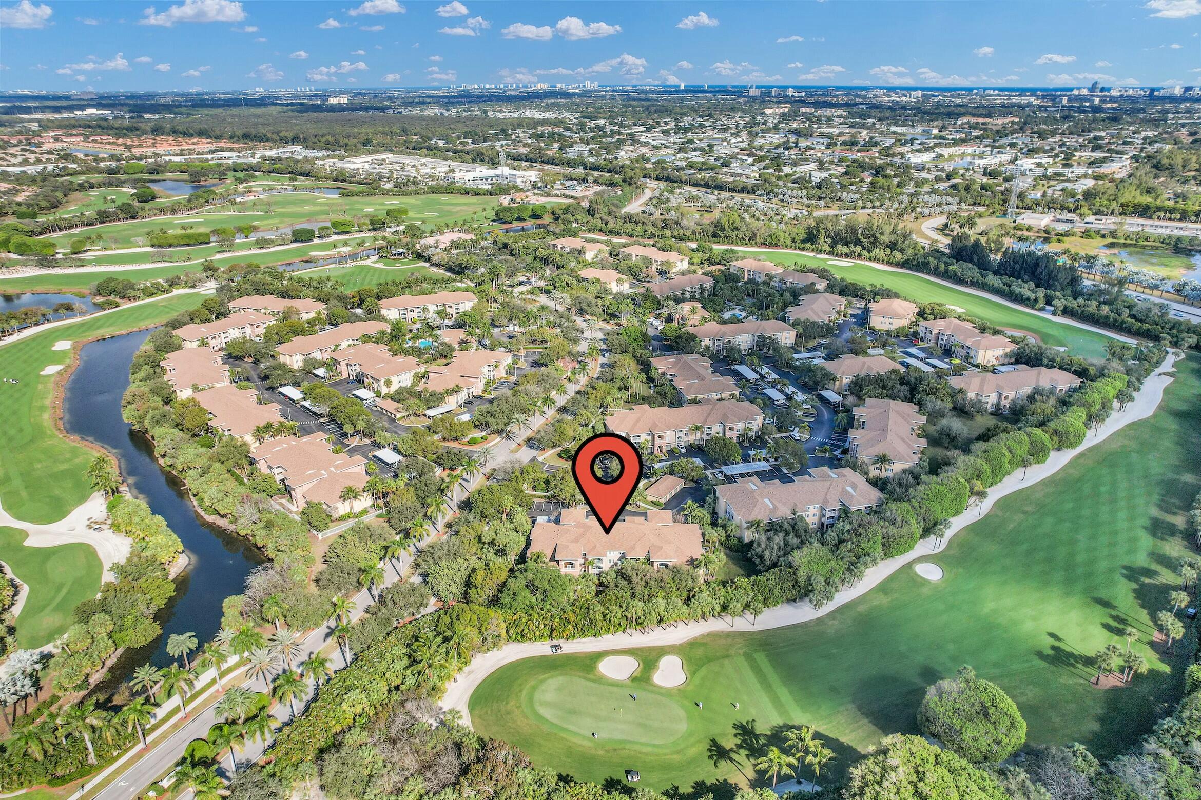 VILLAS AT EMERALD DUNES CONDO - Residential