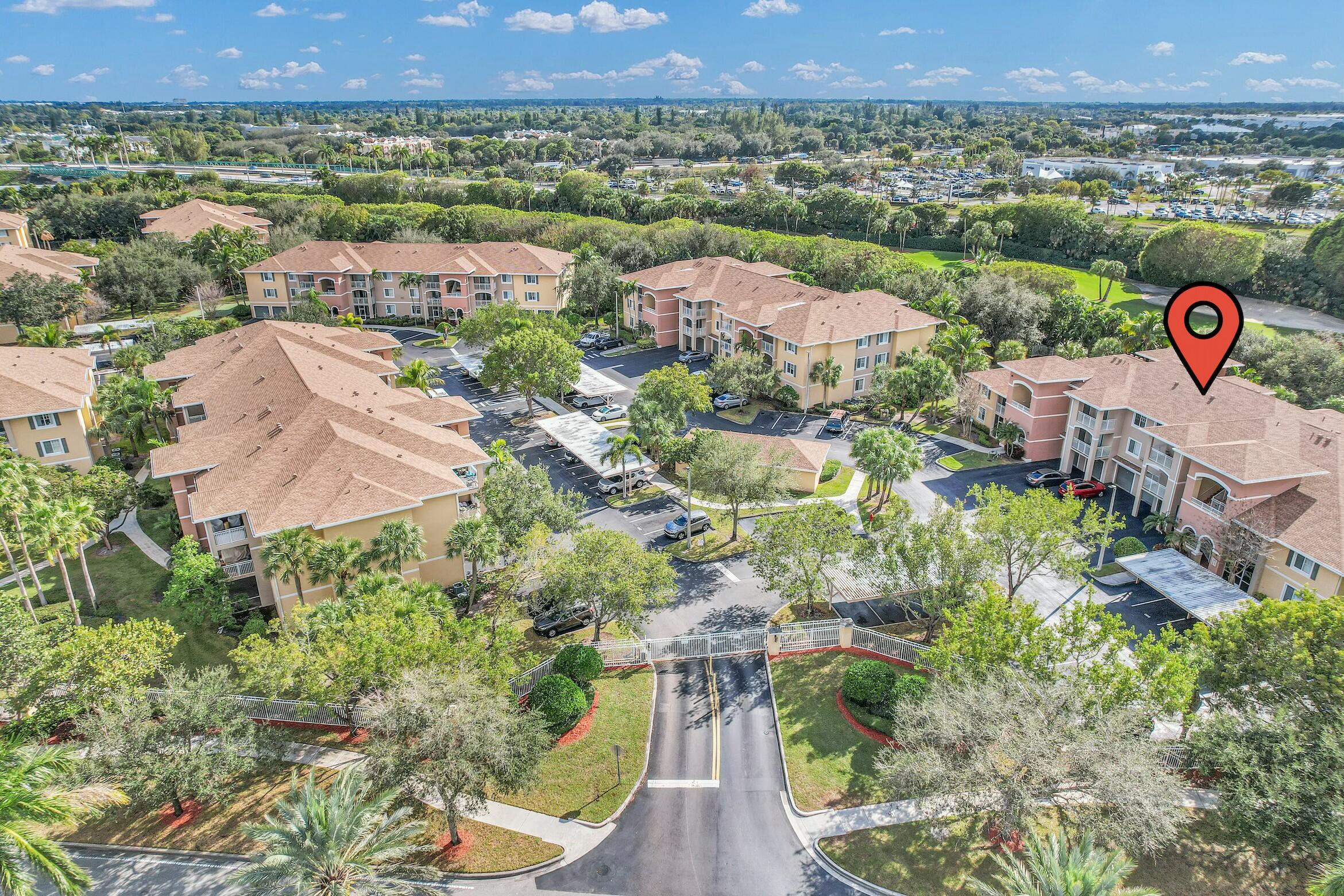 VILLAS AT EMERALD DUNES CONDO - Residential