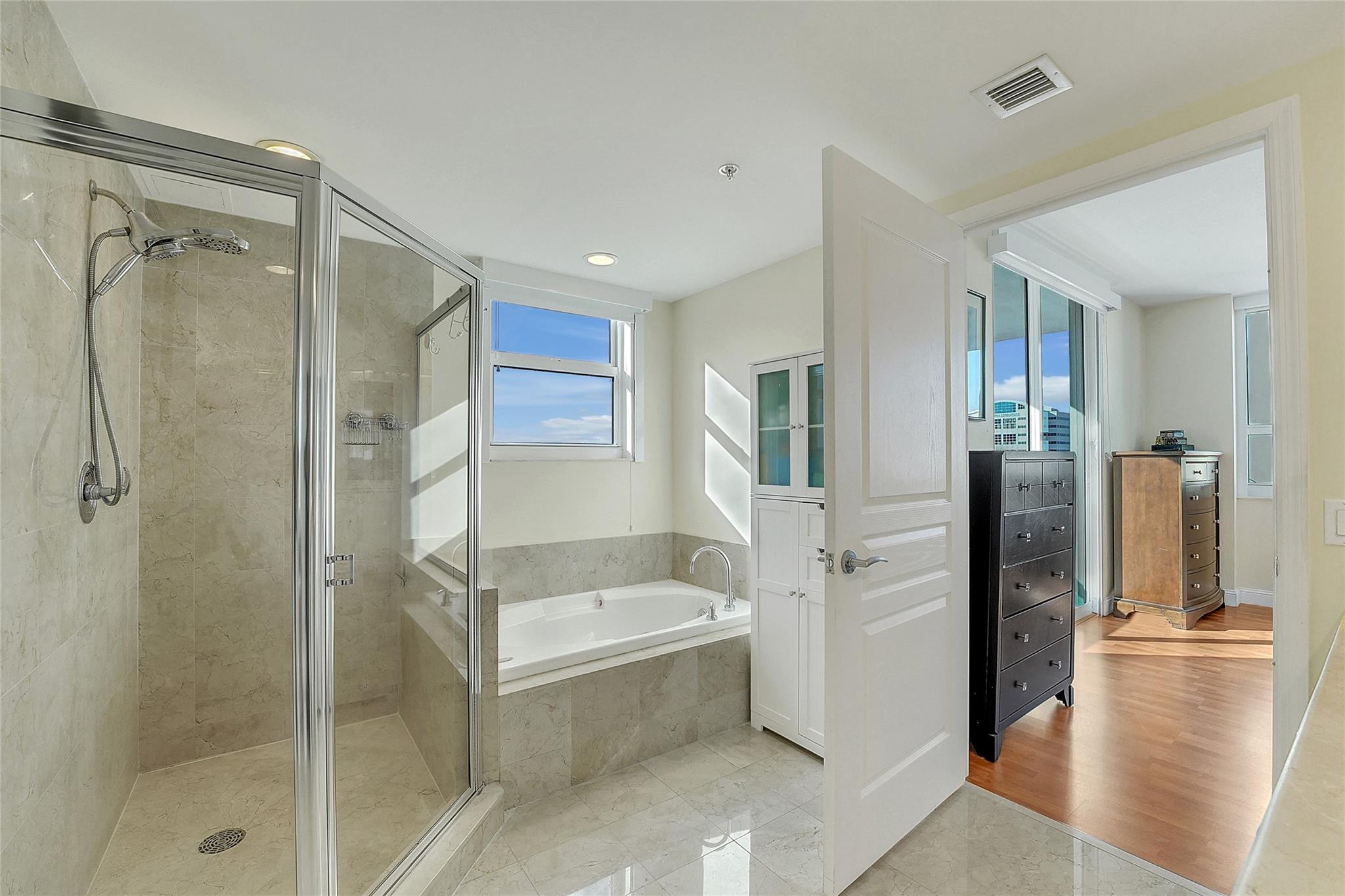 350 Las Olas Place - Residential