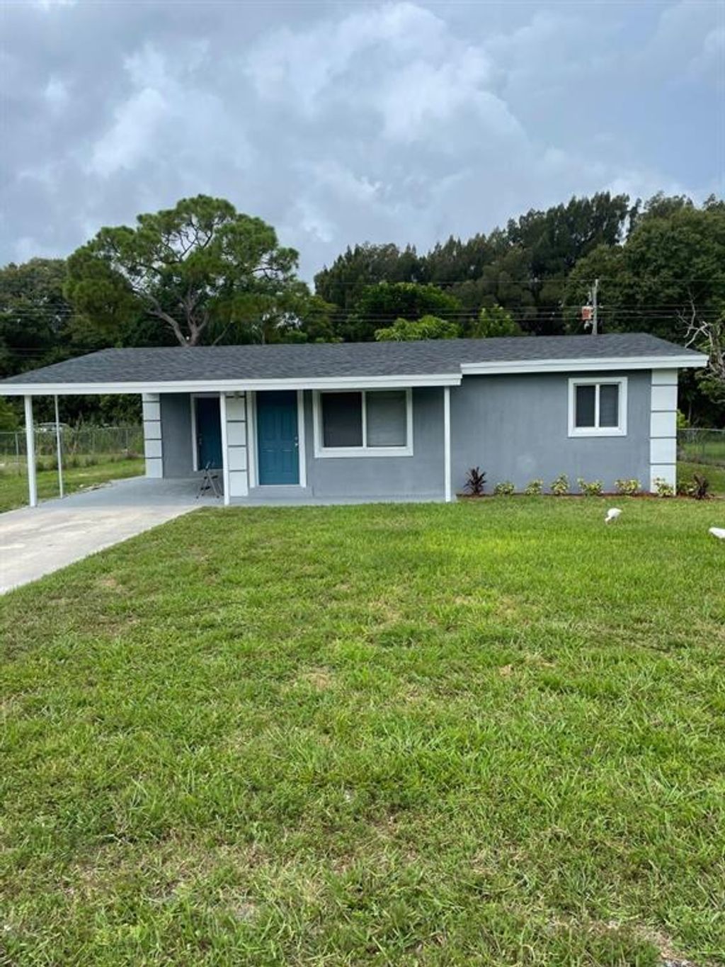 Photo of 3237 Vernon Street, Fort Pierce, FL 34982 (MLS # R10821423)
