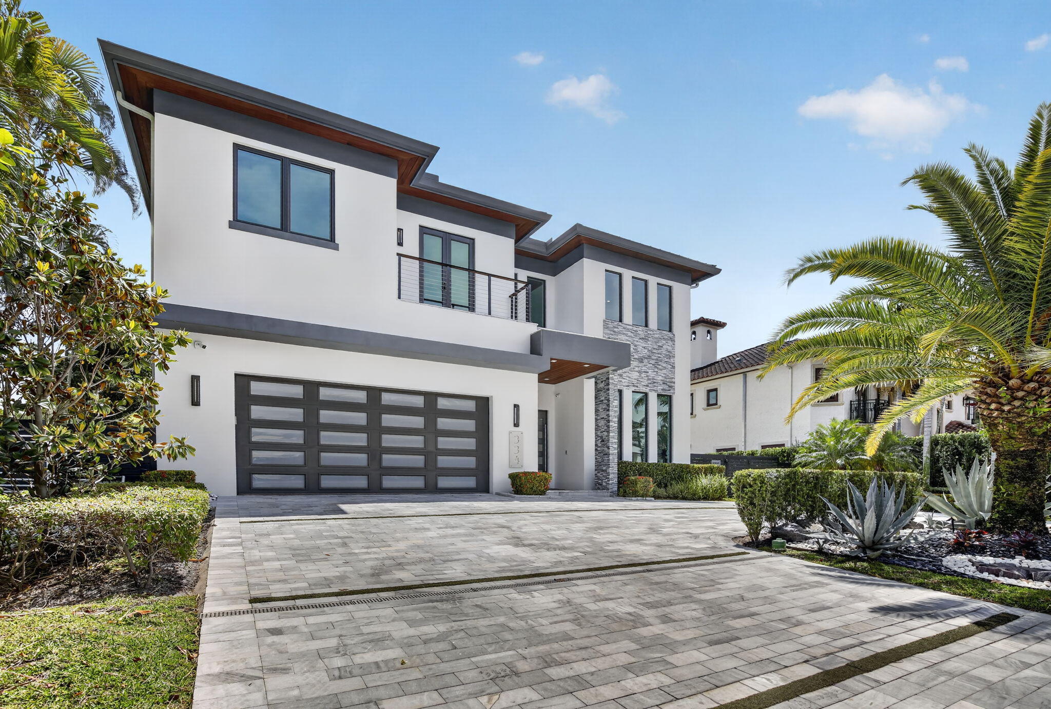 CAPRI OF VENICE - Residential