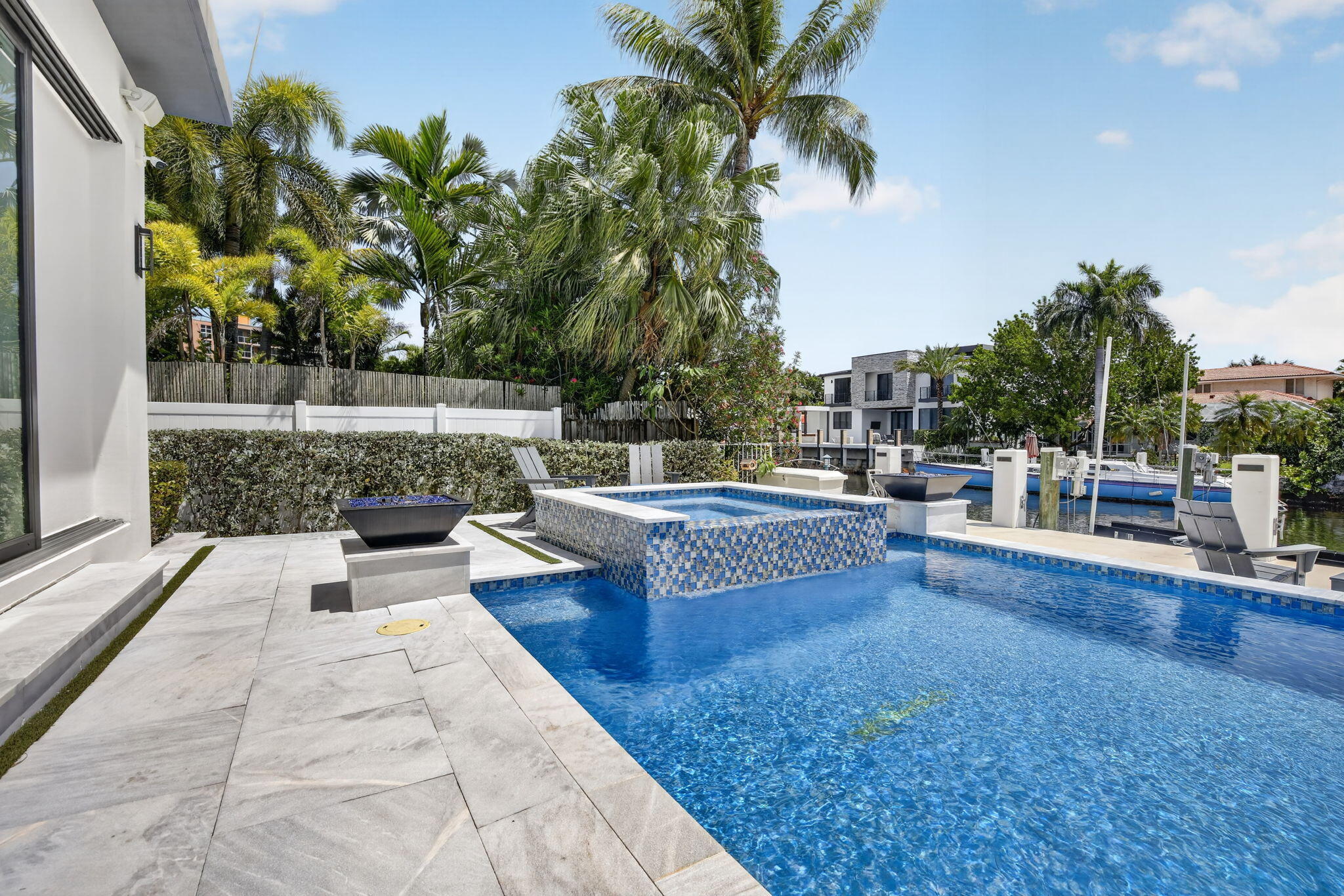 CAPRI OF VENICE - Residential