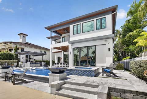 Tiny photo for 334 Isle Of Capri Drive, Fort Lauderdale, FL 33301 (MLS # B26014287)