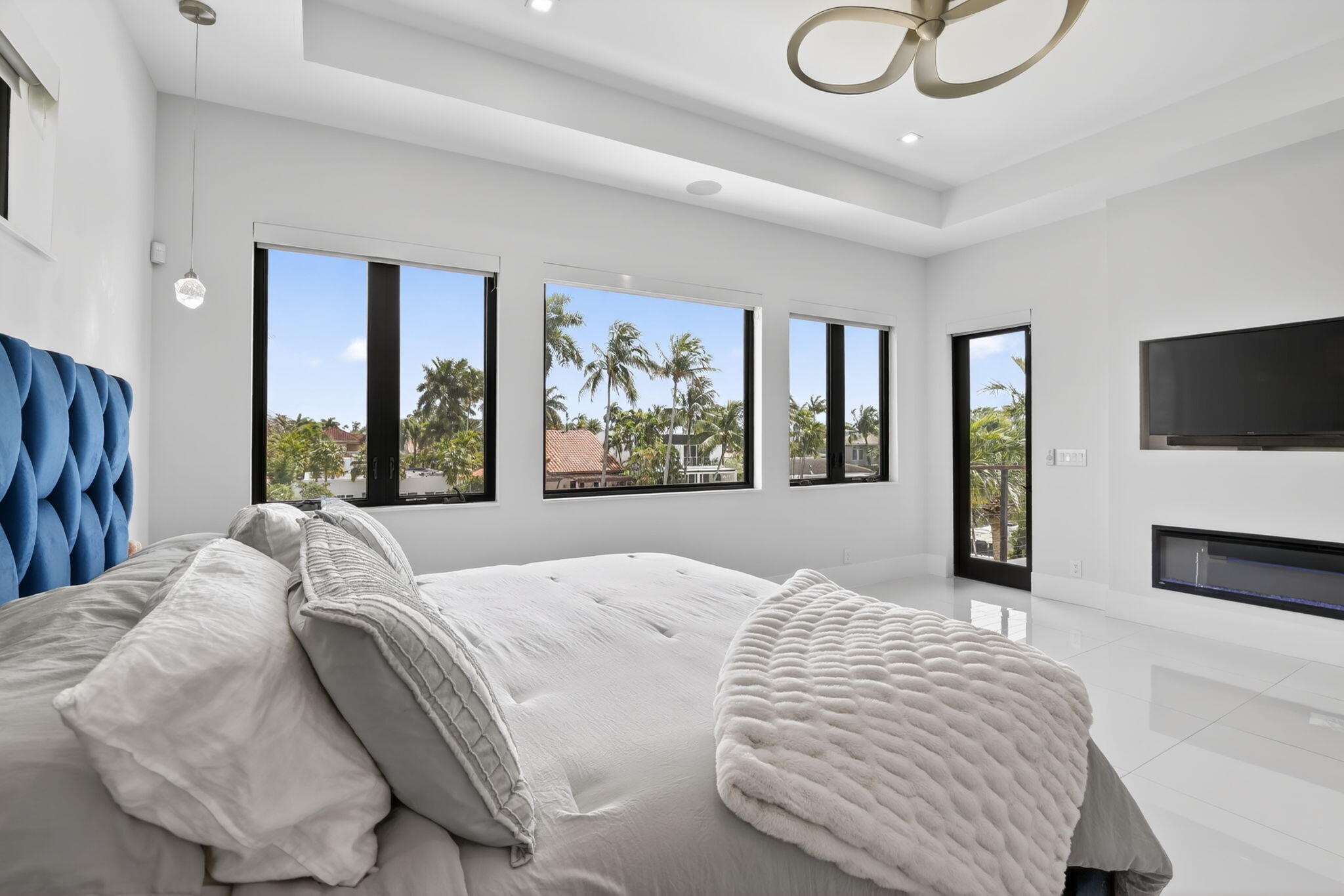 CAPRI OF VENICE - Residential