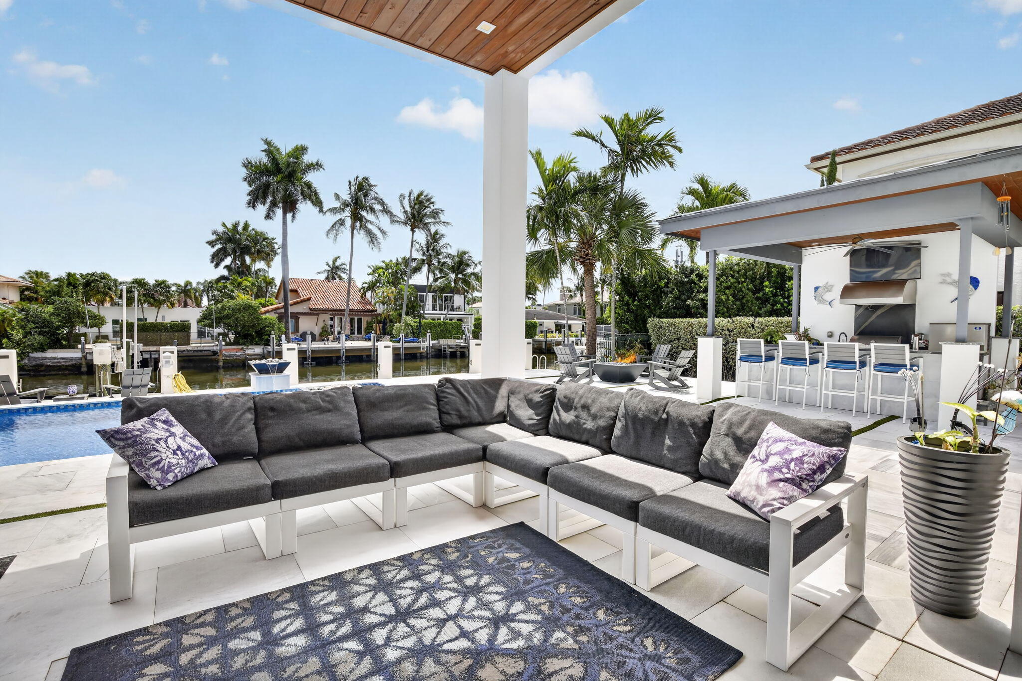 CAPRI OF VENICE - Residential