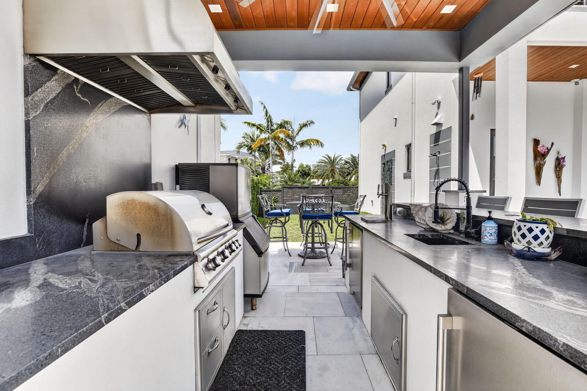 CAPRI OF VENICE - Residential