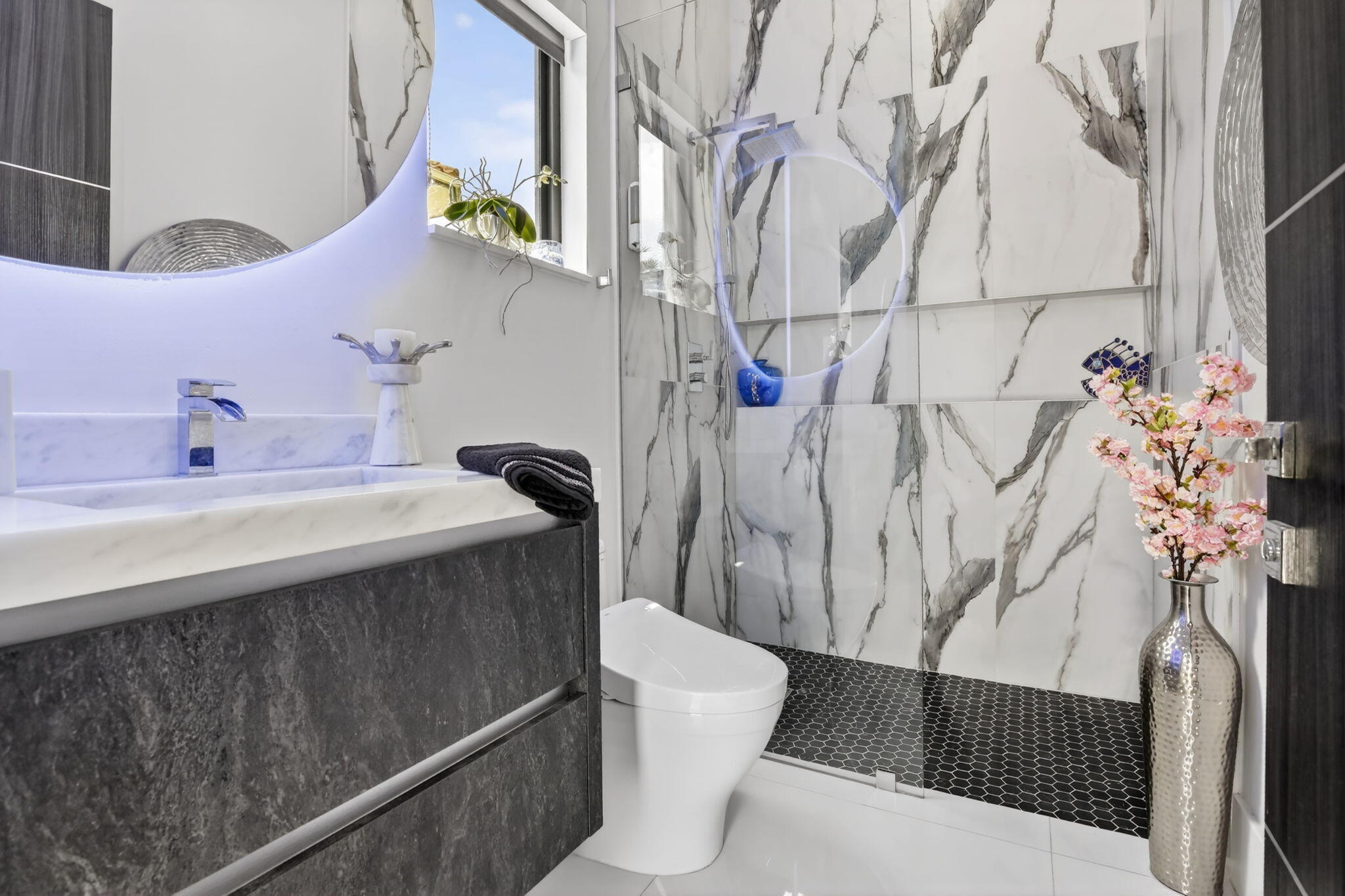 CAPRI OF VENICE - Residential