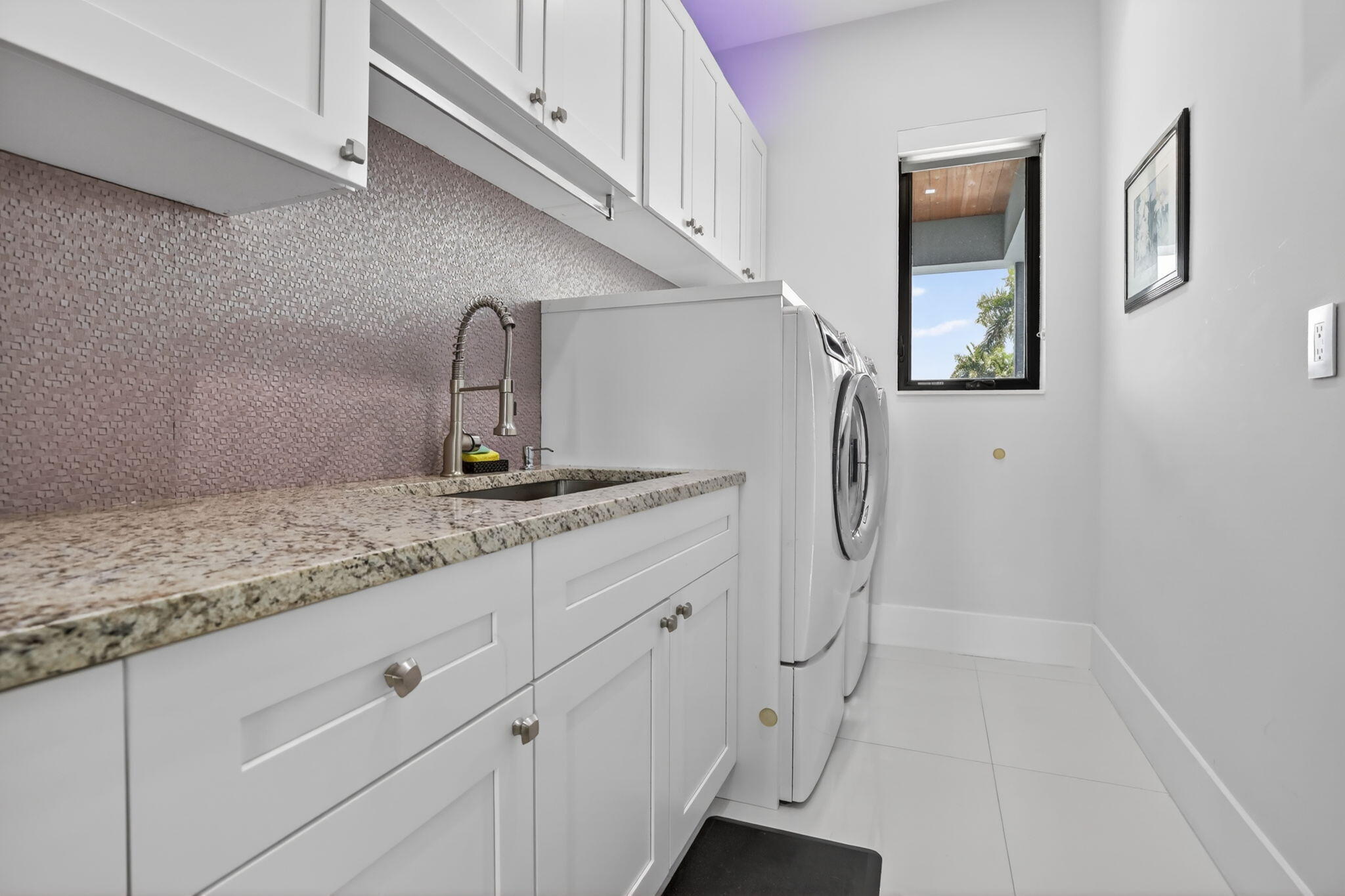 CAPRI OF VENICE - Residential