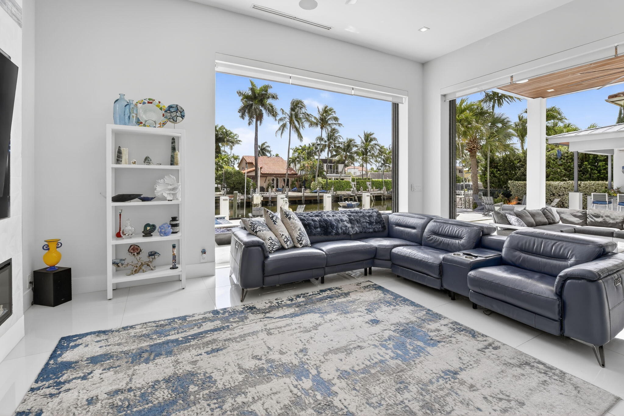 CAPRI OF VENICE - Residential