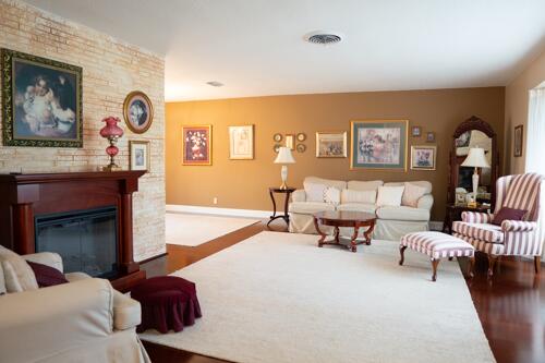 PLANTATION PARK LAKESITES - Residential