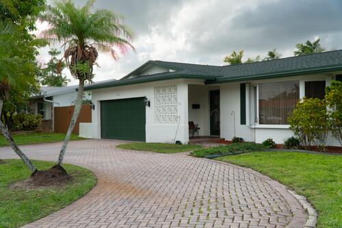5541 SW 7th Street