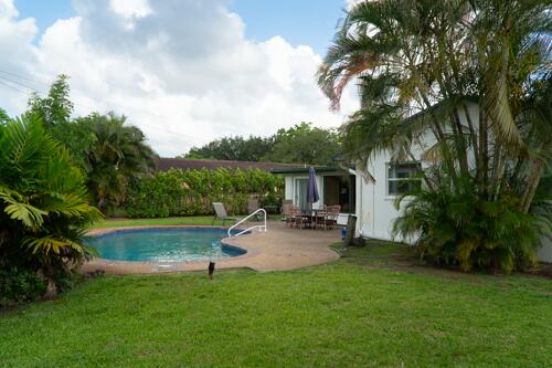 PLANTATION PARK LAKESITES - Residential