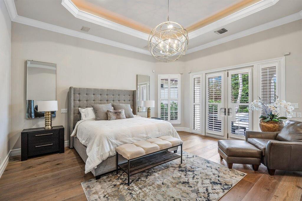 ROYAL PALM YACHT & COUNTRY CLUB - Residential