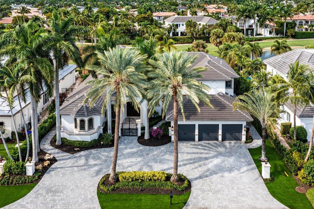 ROYAL PALM YACHT & COUNTRY CLUB - Residential