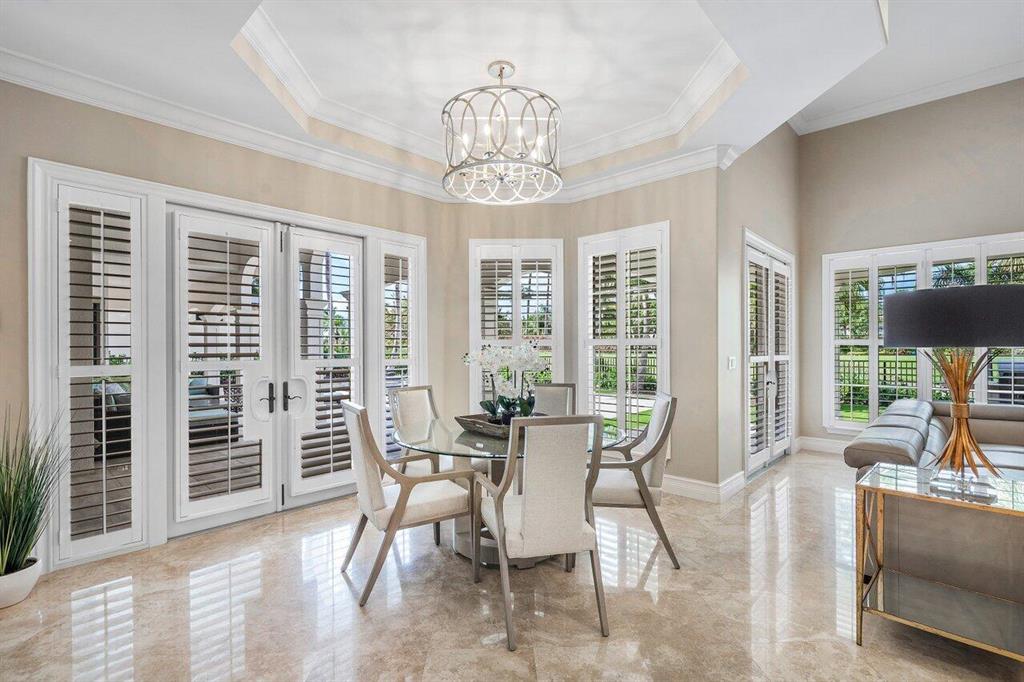 ROYAL PALM YACHT & COUNTRY CLUB - Residential