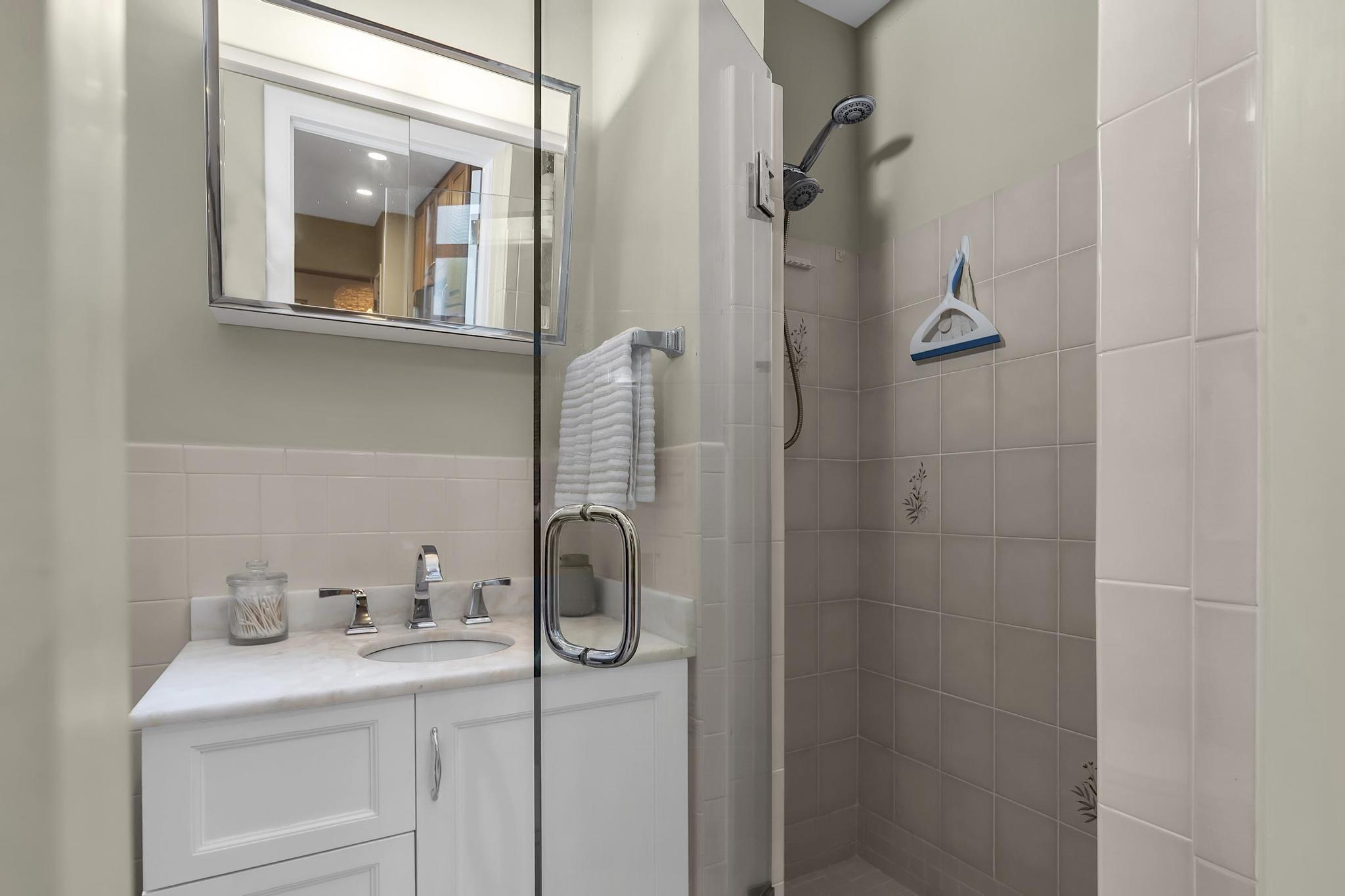 COLLEGE PARK - Residential