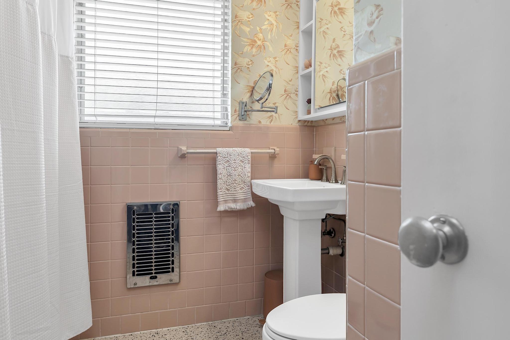 COLLEGE PARK - Residential