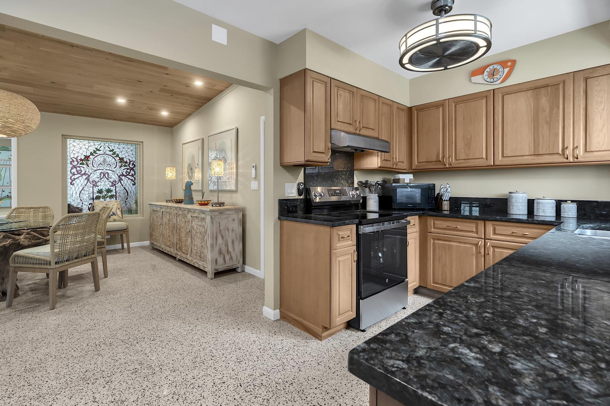 COLLEGE PARK - Residential