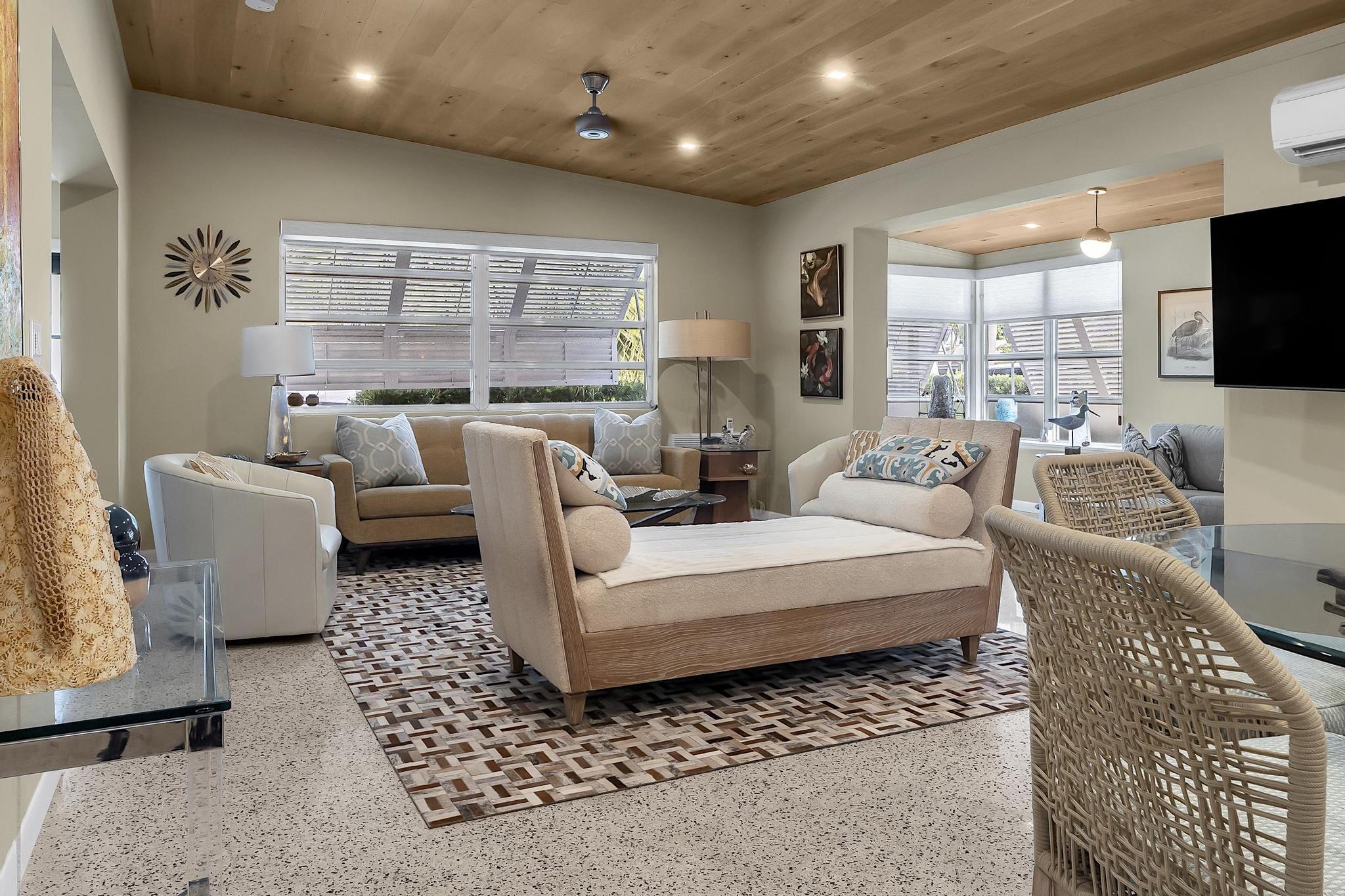 COLLEGE PARK - Residential