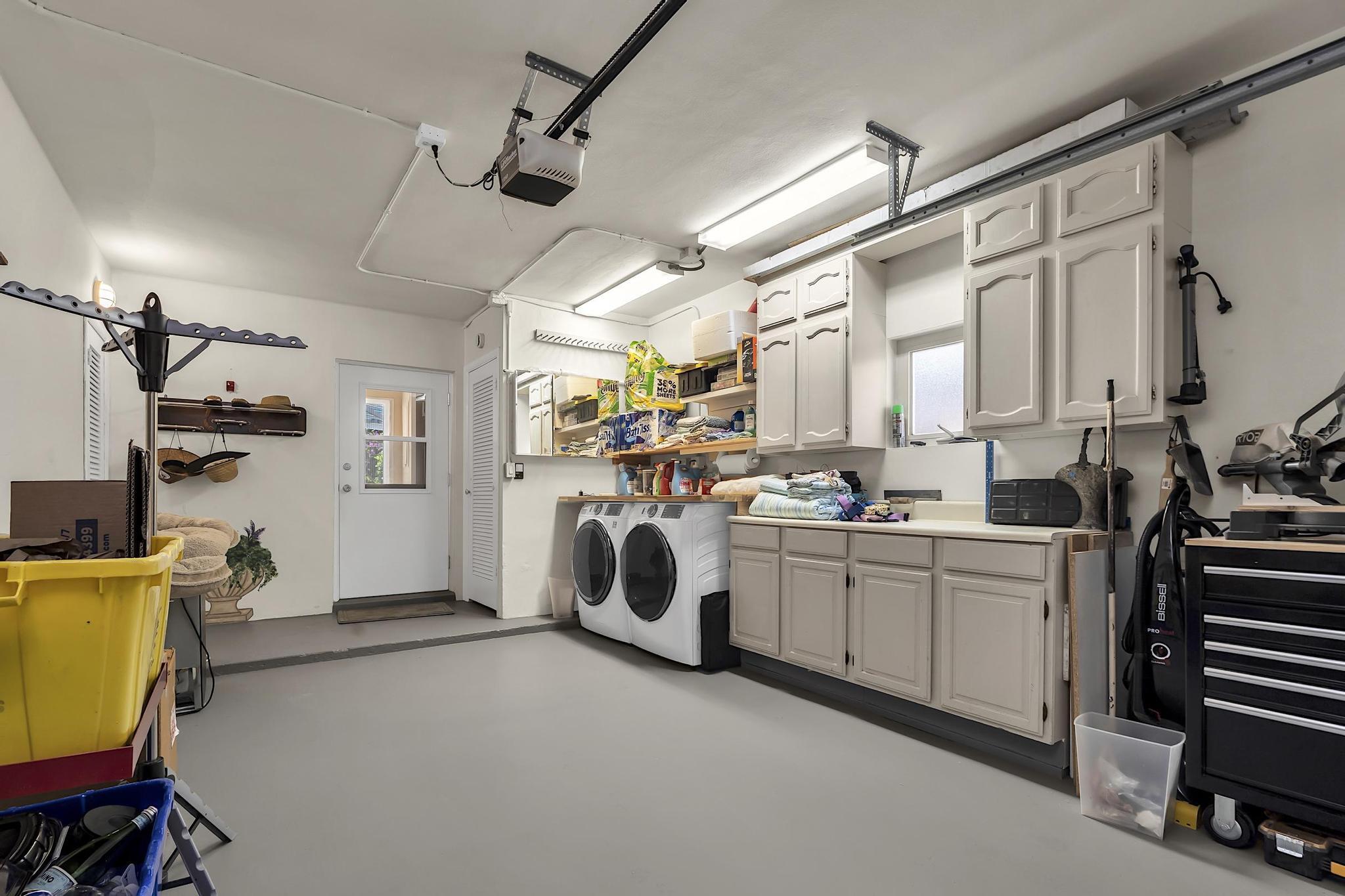 COLLEGE PARK - Residential