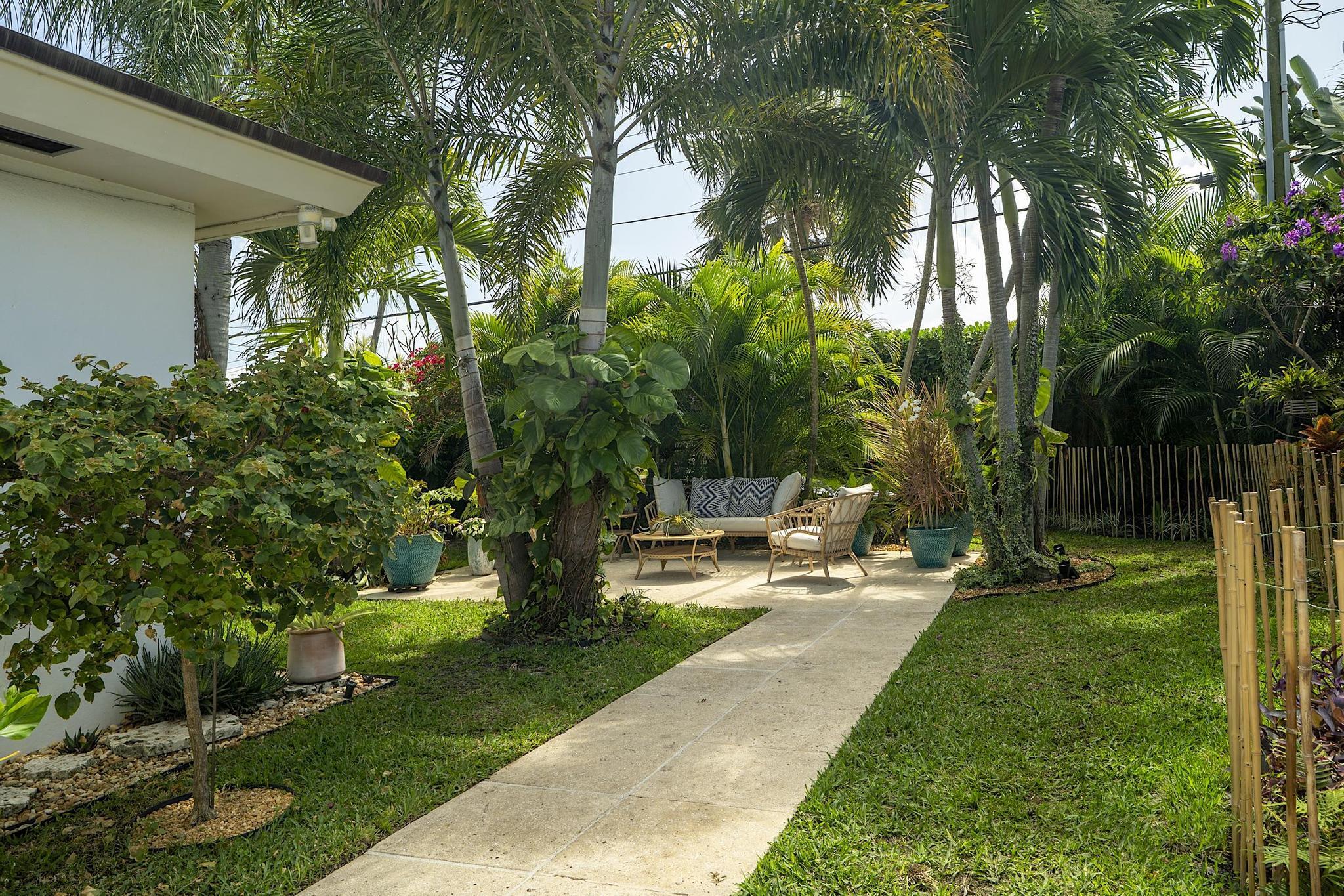 COLLEGE PARK - Residential