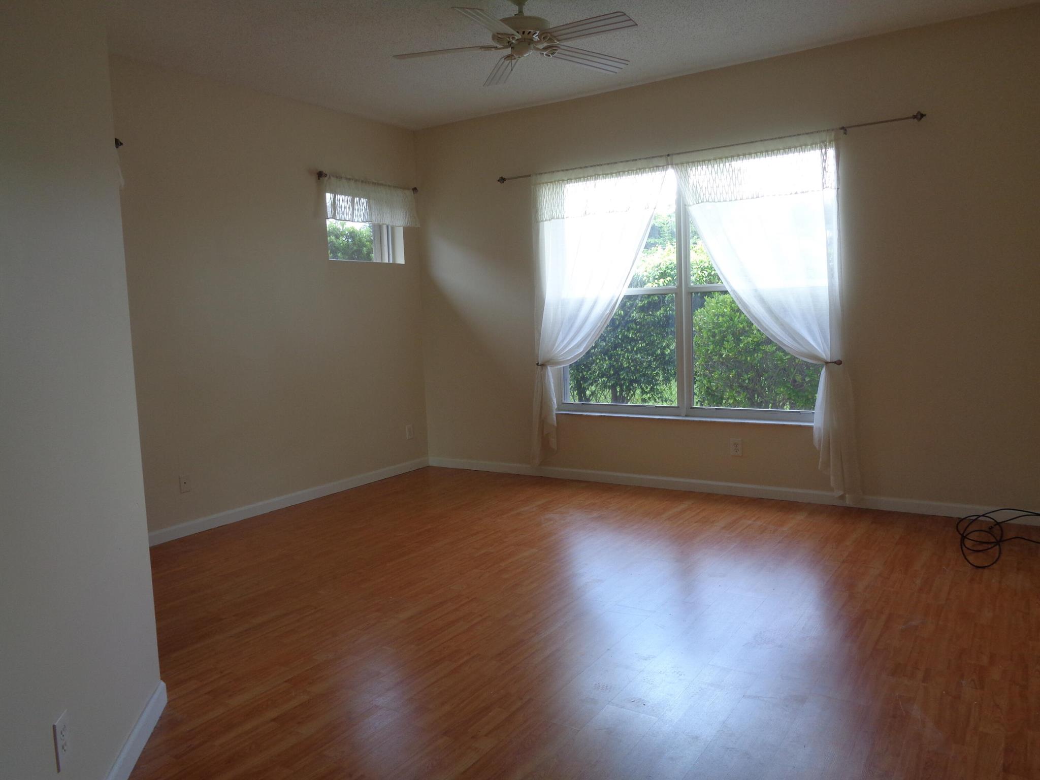 JOG EST - Residential