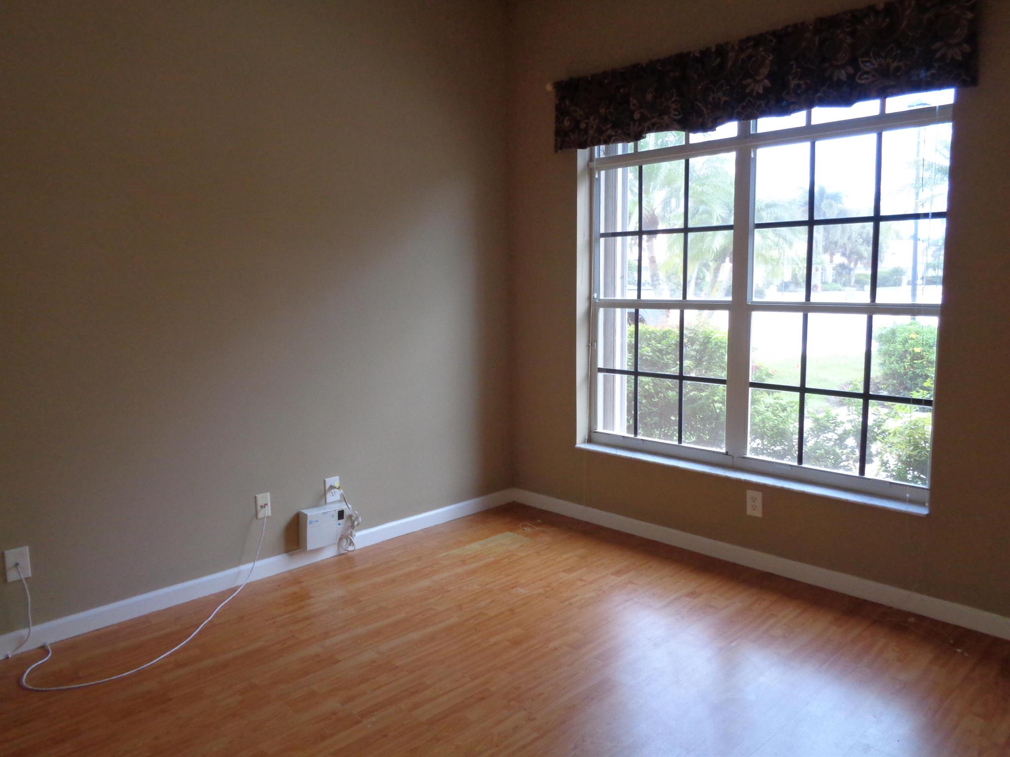 JOG EST - Residential