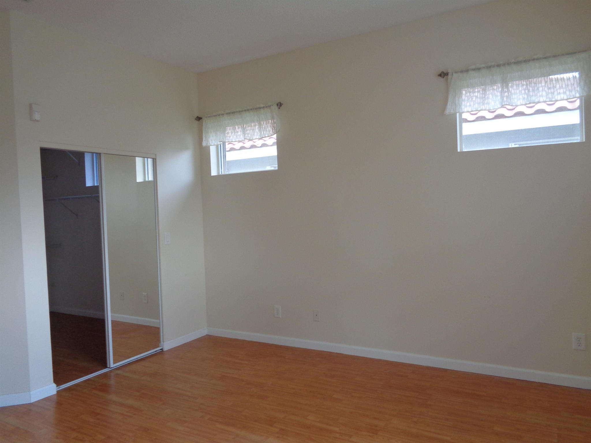 JOG EST - Residential