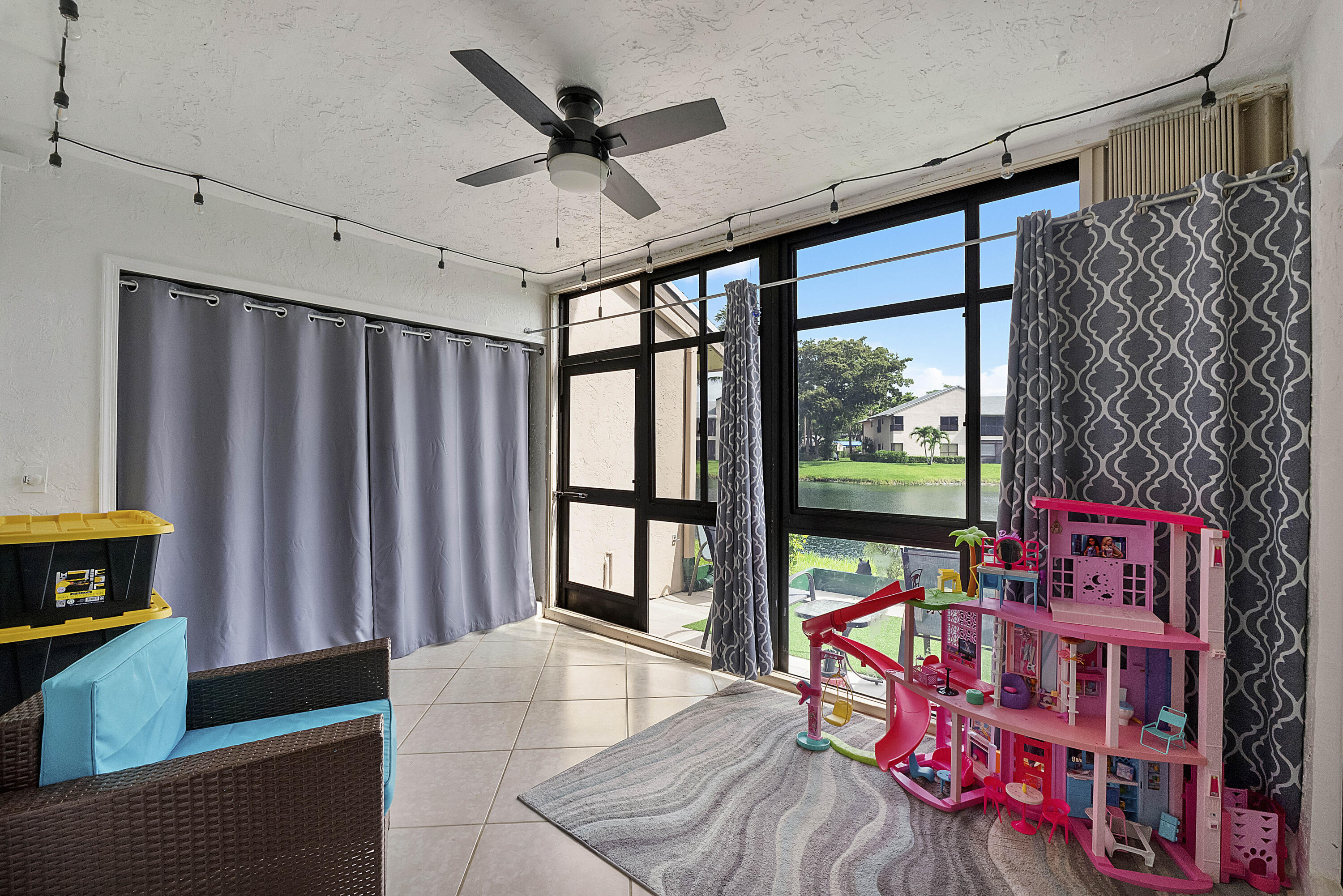 KARANDA VILLAGE V-B CONDO - Residential