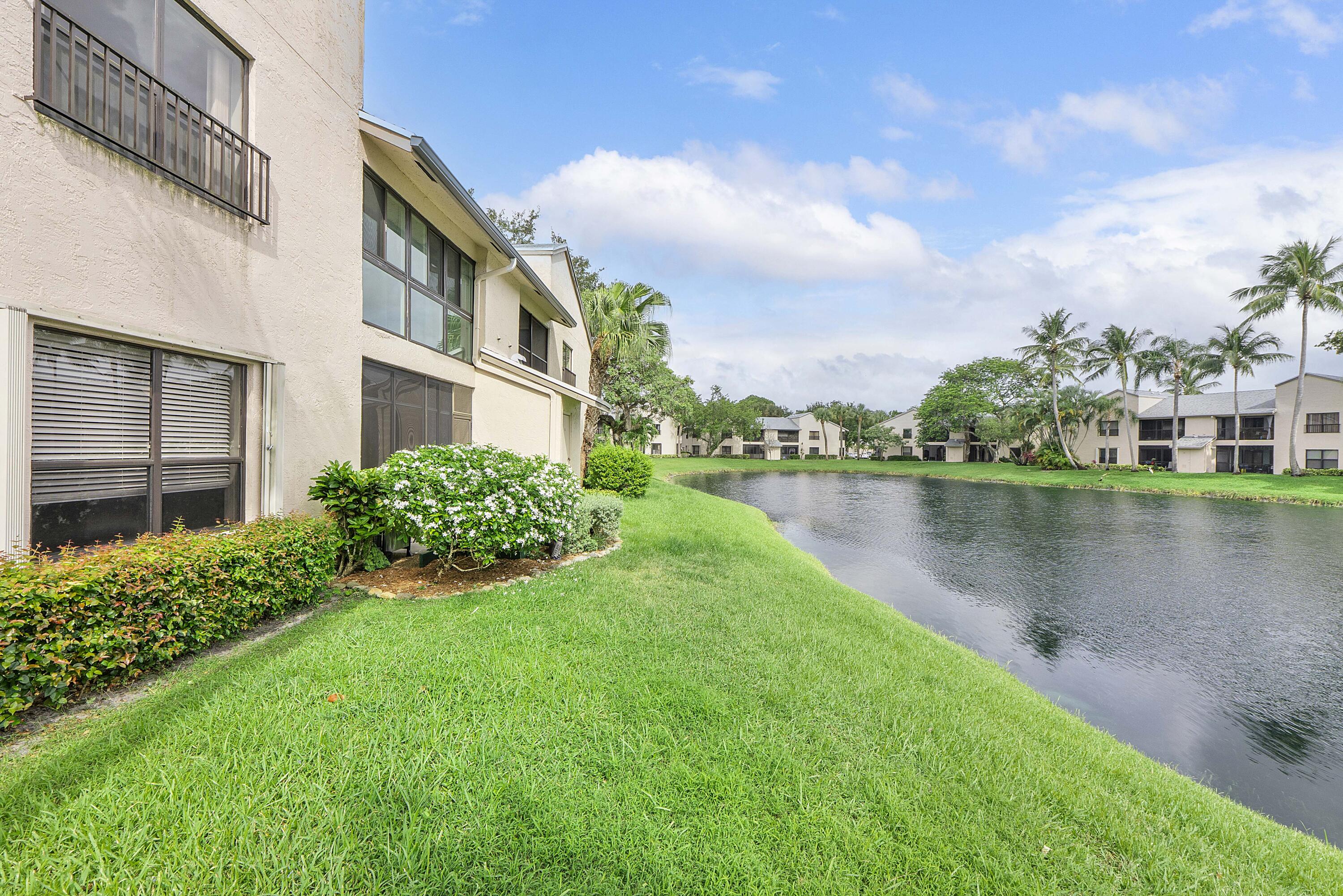 KARANDA VILLAGE V-B CONDO - Residential