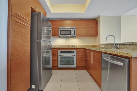 Tiny photo for 2641 N Flamingo Road #406N, Sunrise, FL 33323 (MLS # F10511575)