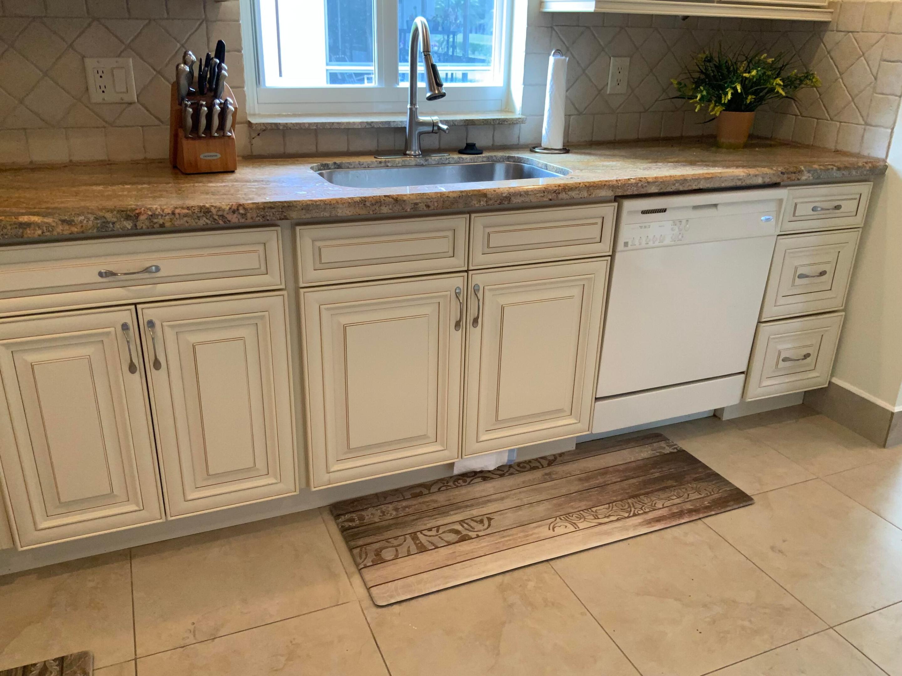 CYPRESS LAKES 4 - Residential