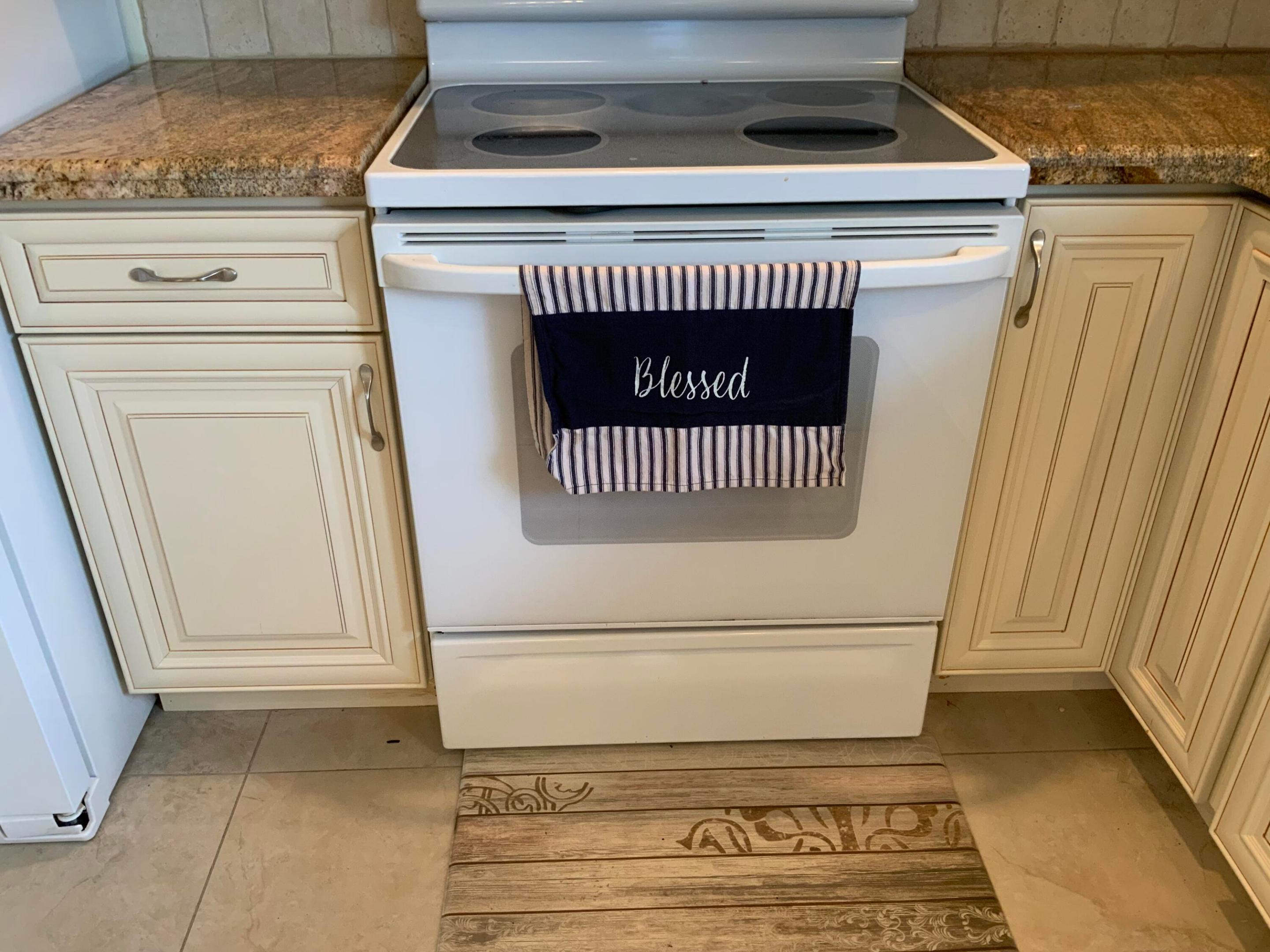 CYPRESS LAKES 4 - Residential