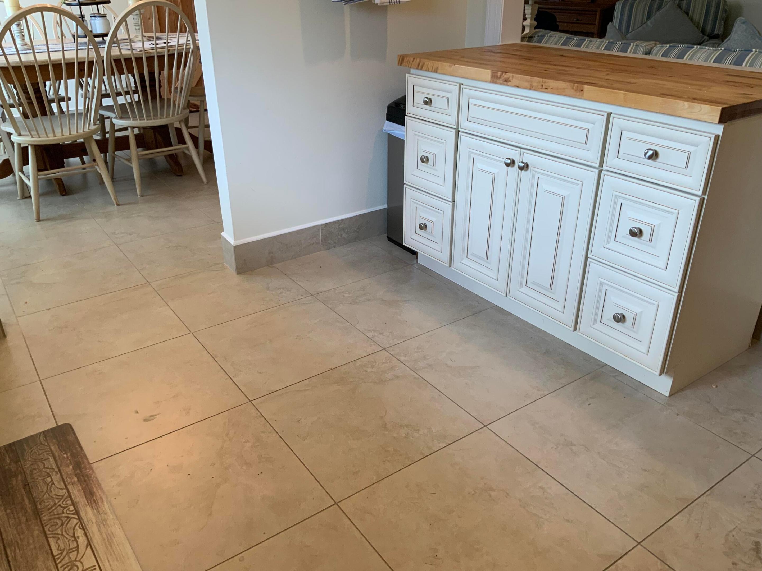 CYPRESS LAKES 4 - Residential