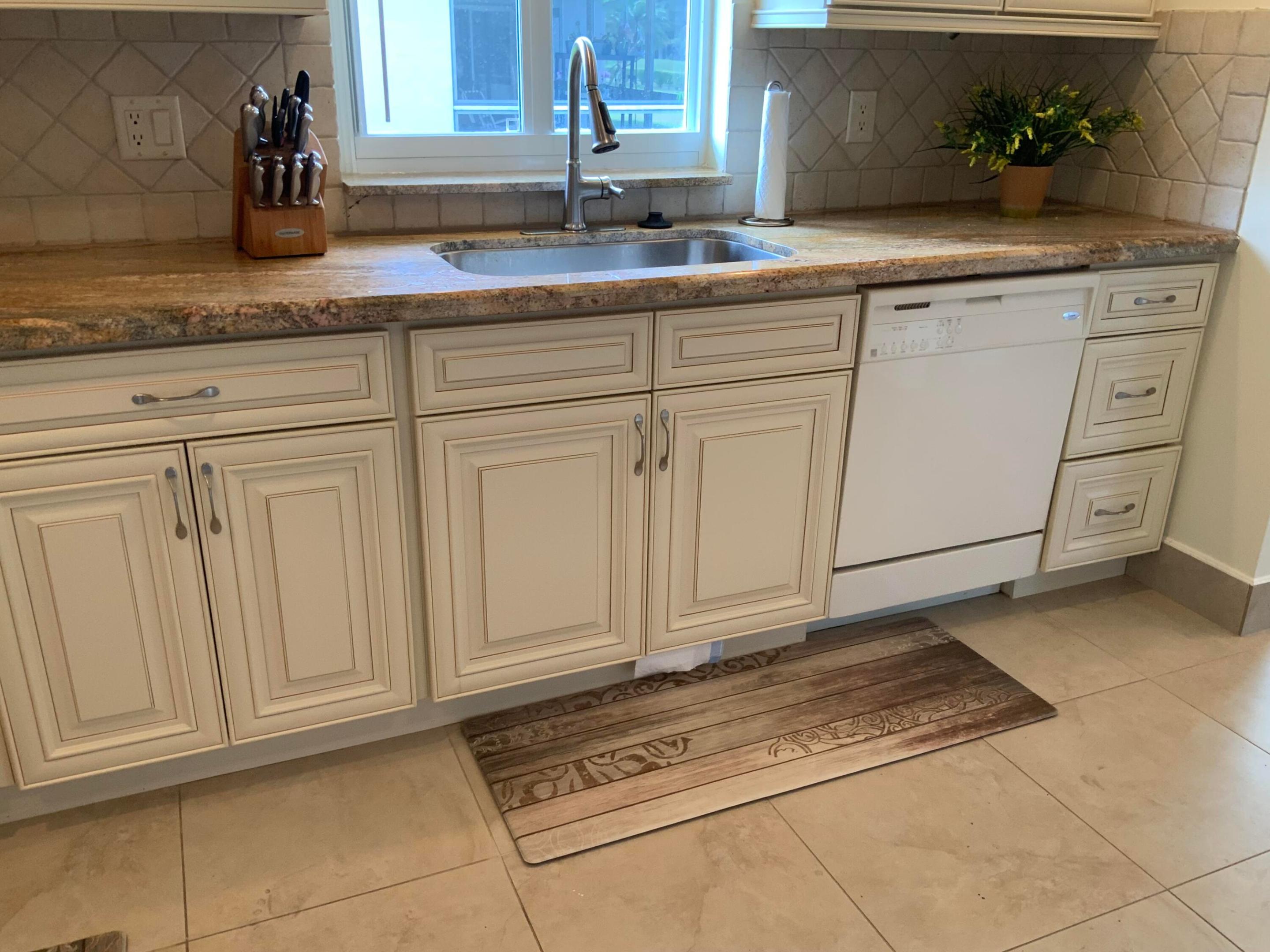 CYPRESS LAKES 4 - Residential