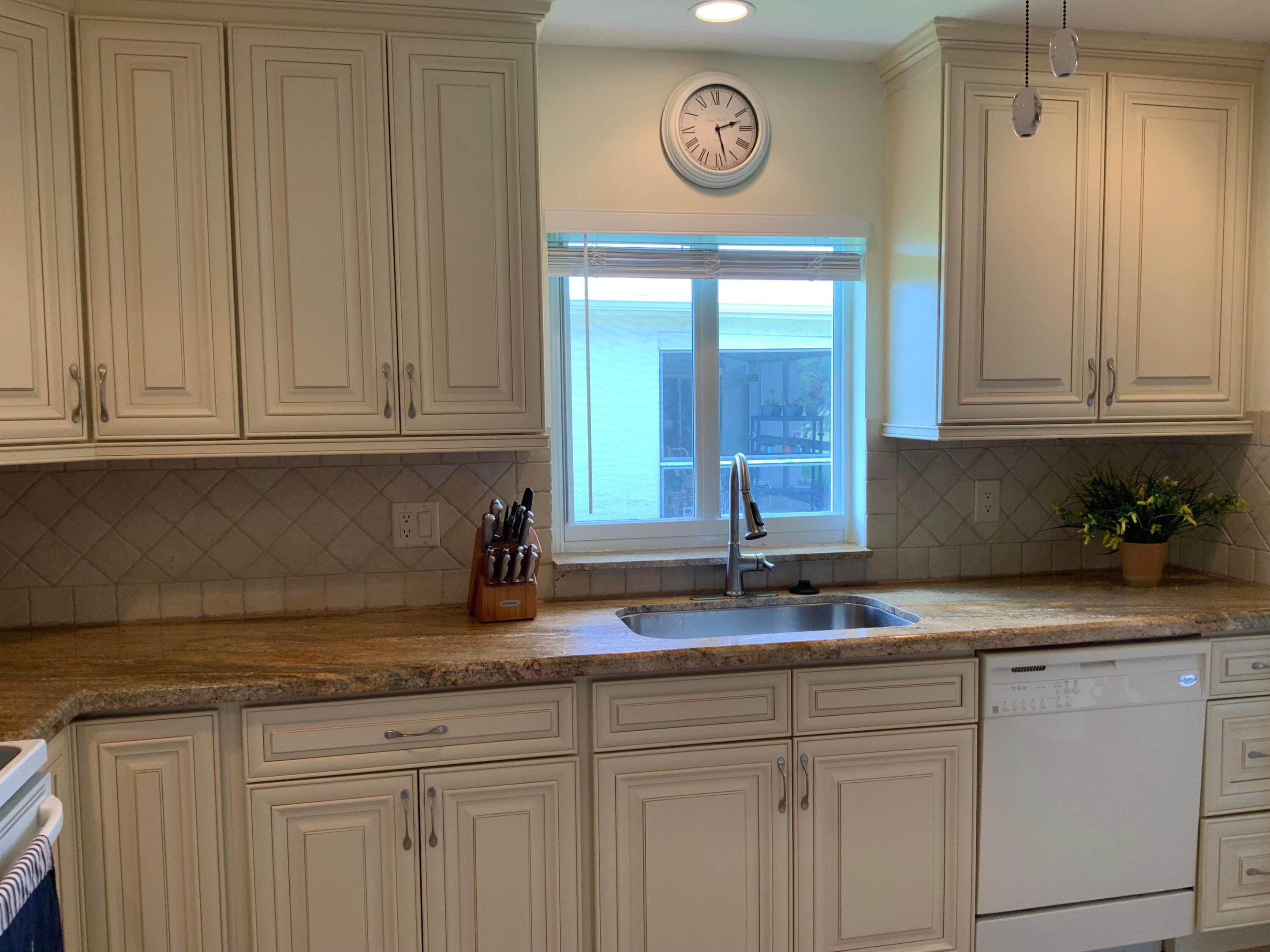 CYPRESS LAKES 4 - Residential