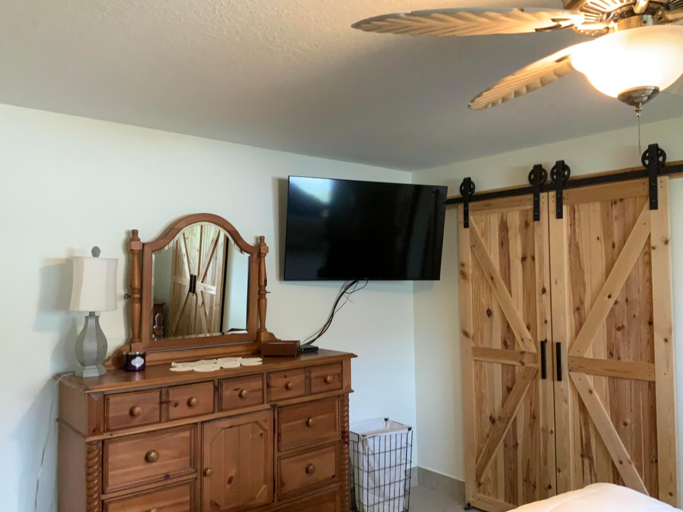 CYPRESS LAKES 4 - Residential