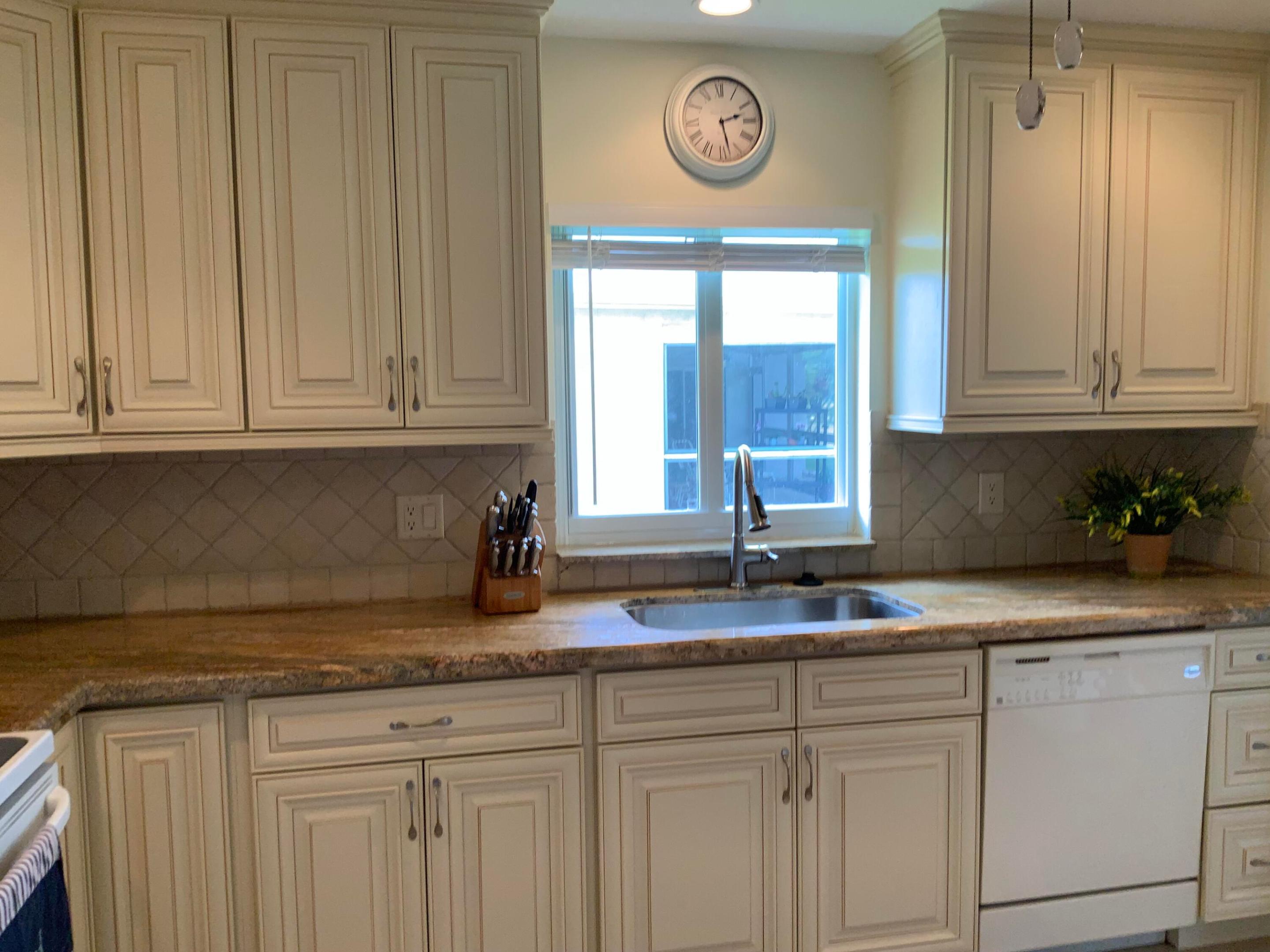 CYPRESS LAKES 4 - Residential